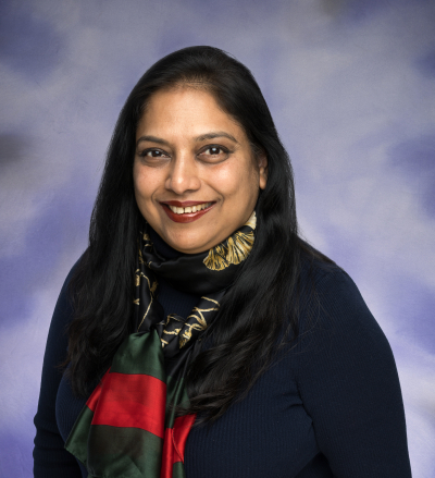 professional photo of Saira Bano